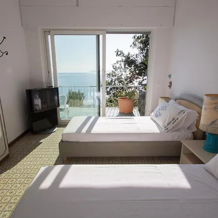 Appartamento A Picco Sul Mare Apartment