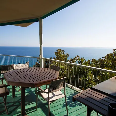 Appartamento A Picco Sul Mare Apartment