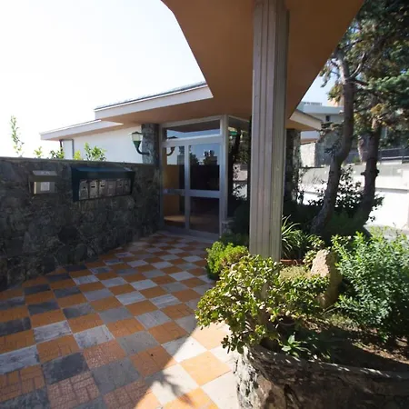 Appartamento A Picco Sul Mare Apartment Varazze